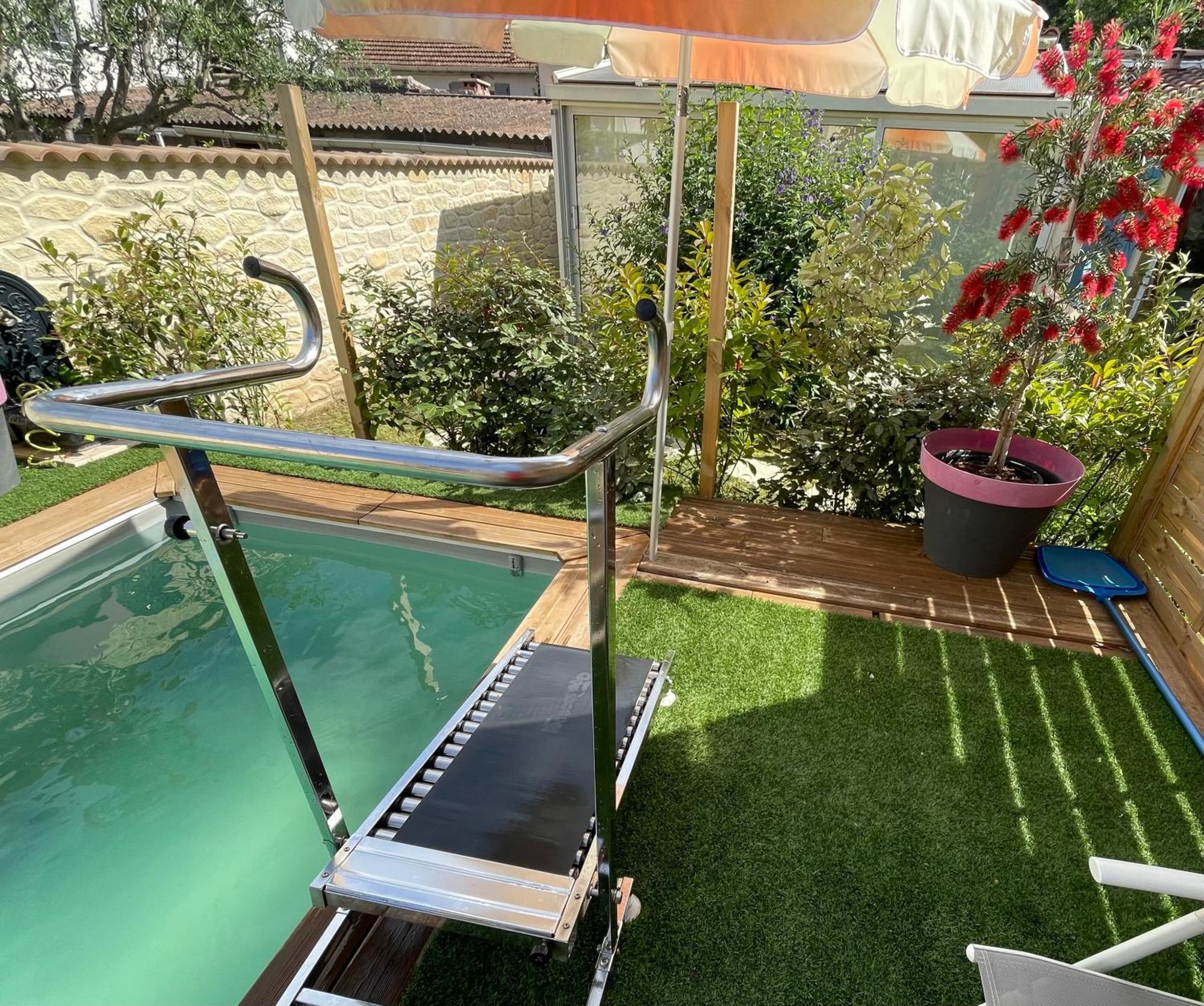 Houdarling Chalet Et Spa Hammam Jacuzzi Et Sauna 尼姆 外观 照片